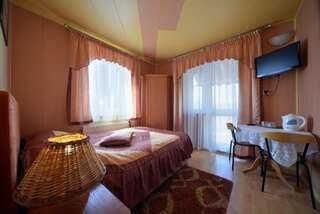 Отели типа «постель и завтрак» Casablanca Pokoje i Apartamenty Казимеж-Дольны Стандартный двухместный номер с 1 кроватью-1